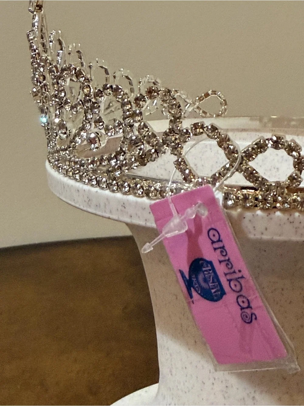 NEW WITH TAGS AUTHENTIC ARRIBAS DISNEY PRINCESS WEDDING PARTY TIARA WITH COMBS 👑